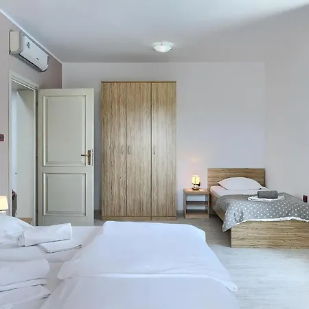 בית נופש Nino