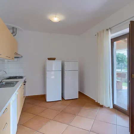 Nino בית נופש רוביני