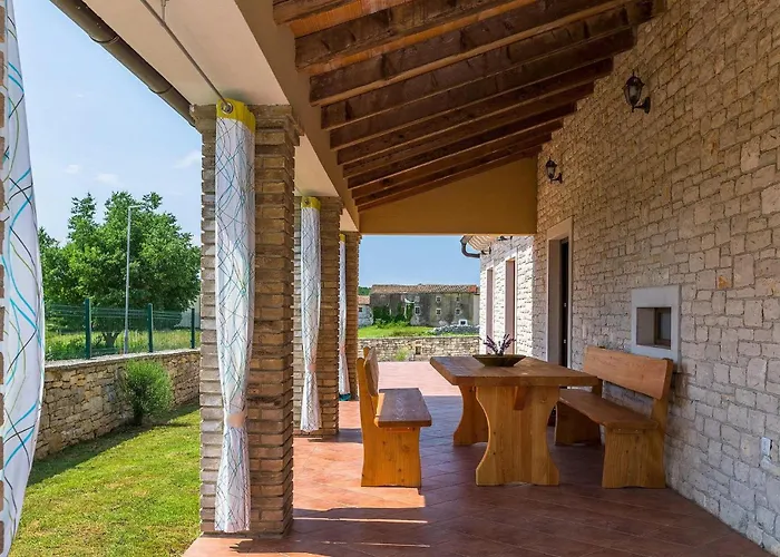 Nino Feriehus Rovinj